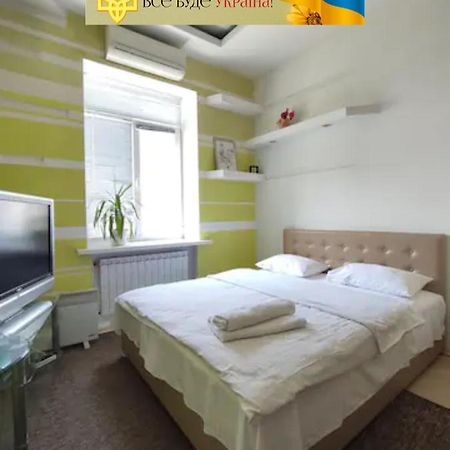 Студія На Майдані Незалежності Kiev Extérieur photo